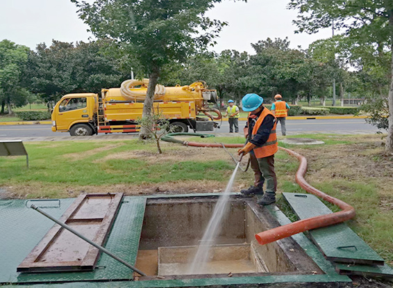 勐海化油池清理